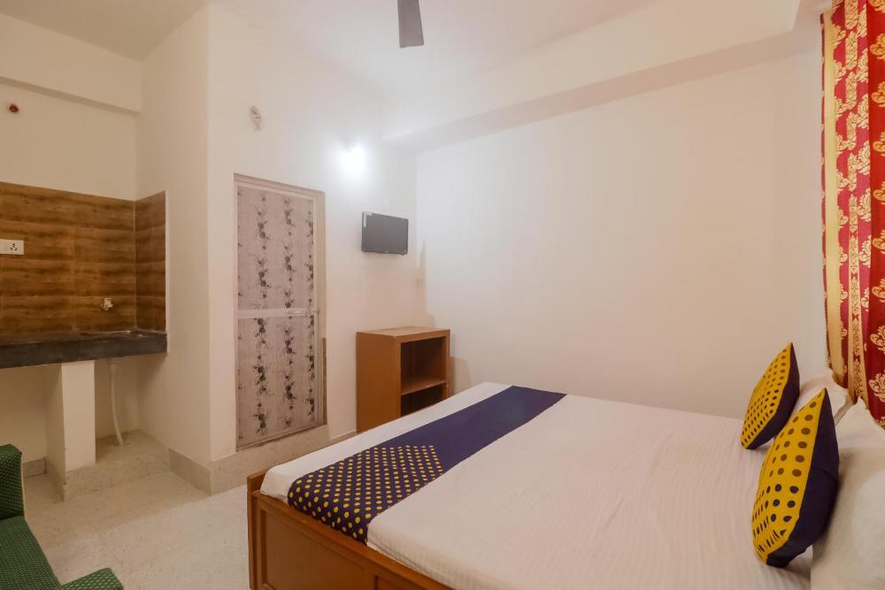 spot on hotel om kanha