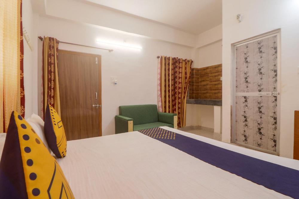 spot on hotel om kanha