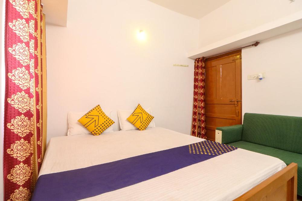 spot on hotel om kanha