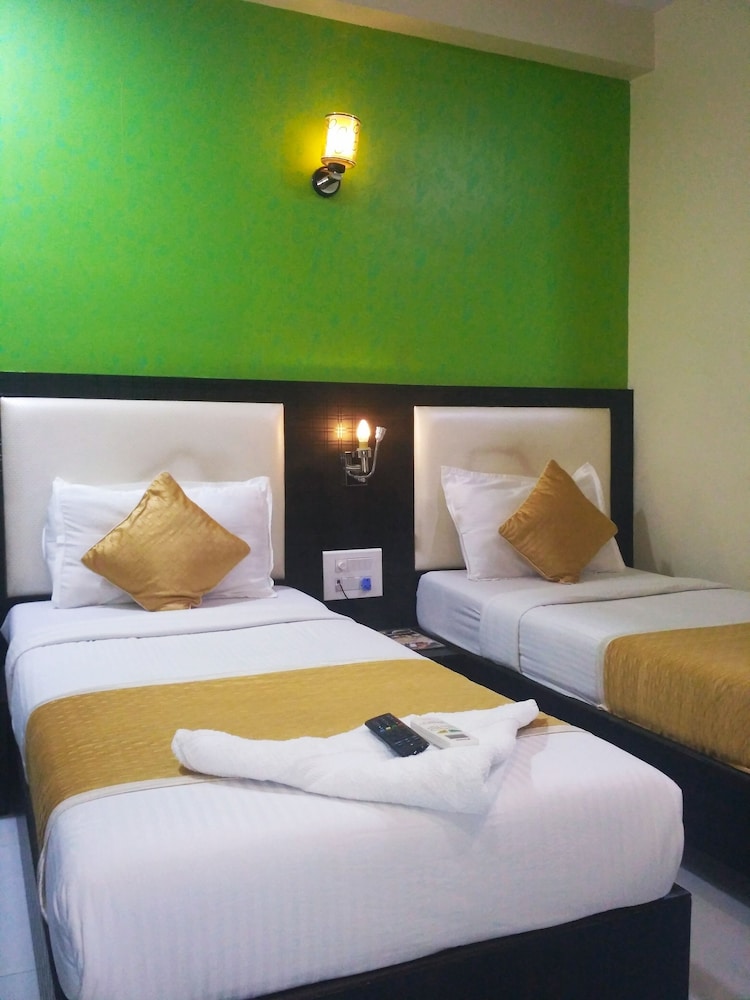 hotel avenue