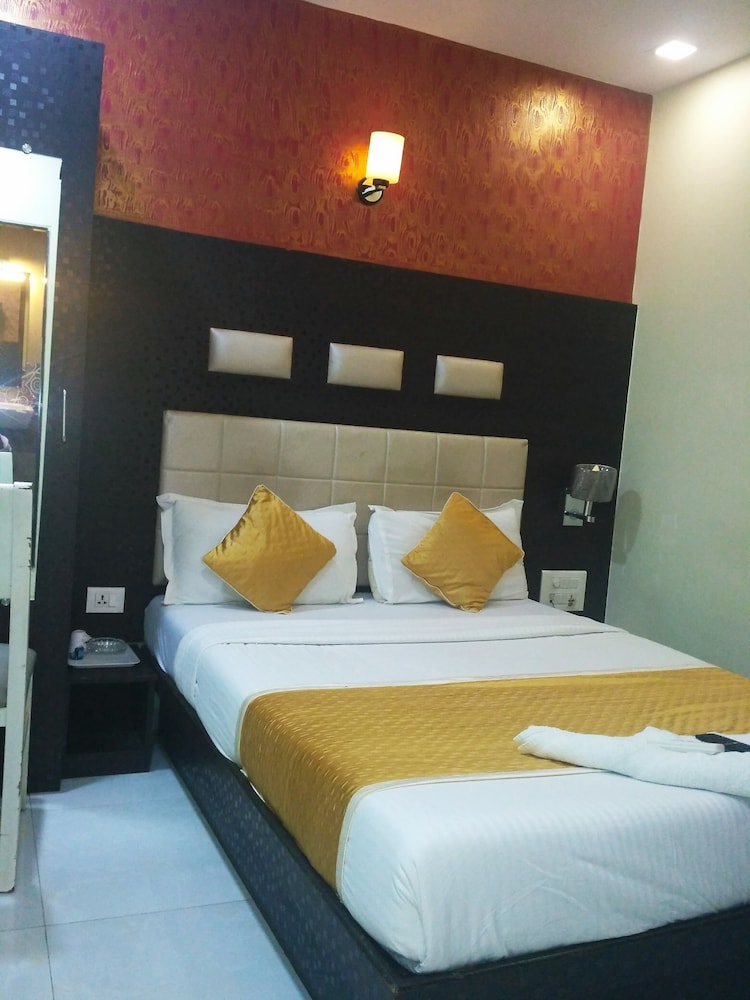 hotel avenue