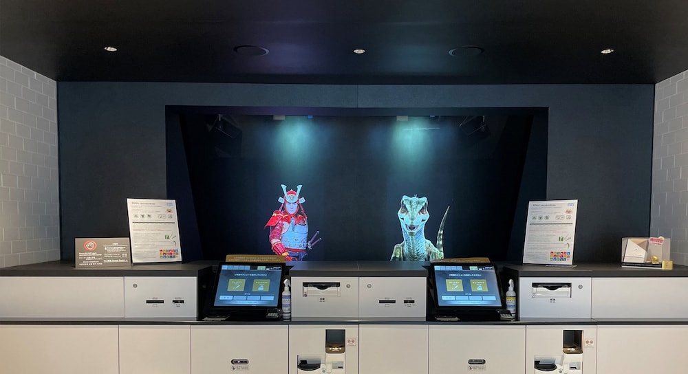 henna hotel komatsu ekimae