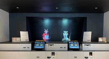 henna hotel komatsu ekimae