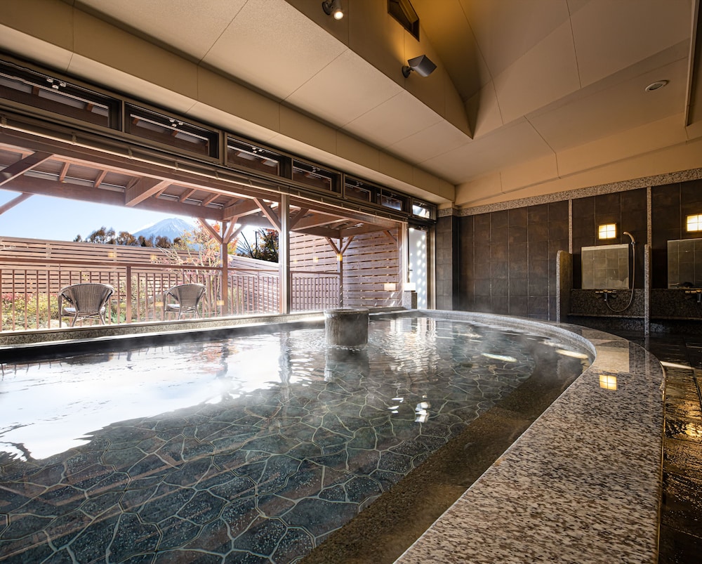 the gran resort princess fujikawaguchiko