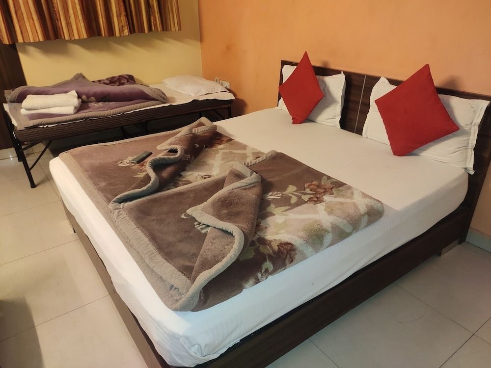 Hotel Trio Tourist,New Delhi>>Delhi,3 star