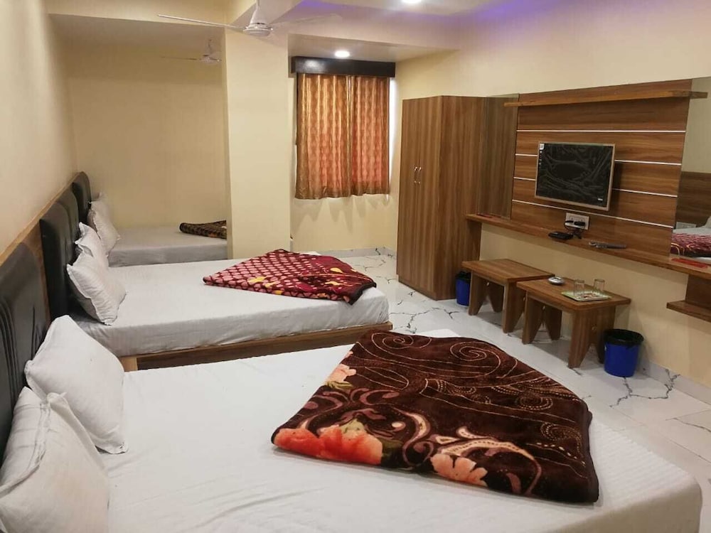 hotel new pathik
