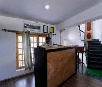 White House Bnb Leh,Ladakh>>Leh,3 star