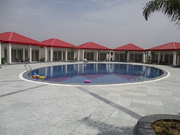 sentara hotel and resort