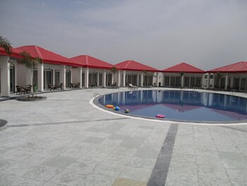 sentara hotel and resort