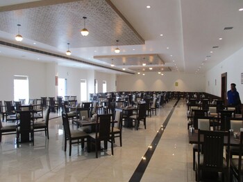 sentara hotel and resort