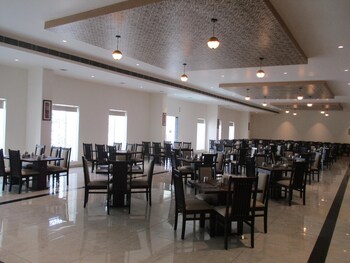 sentara hotel and resort