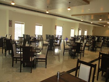 sentara hotel and resort