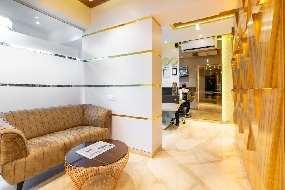 hotel pacific residency near airport