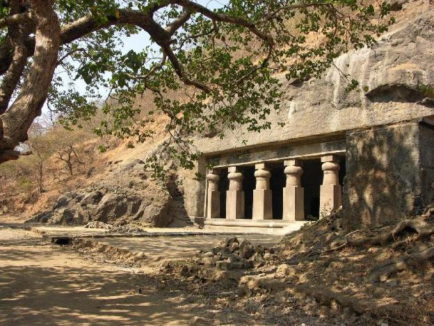 hotel pacific residency near airport