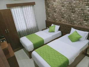 olivia inn and suites