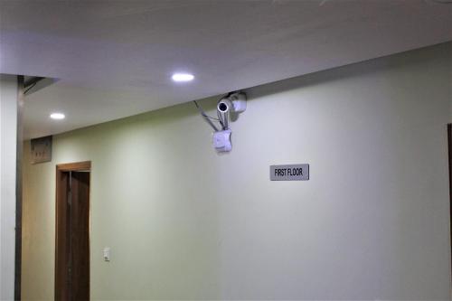 olivia inn and suites