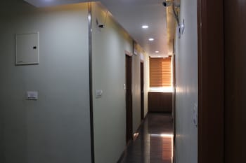 olivia inn and suites