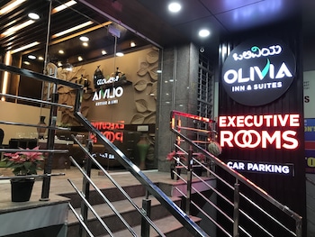 olivia inn and suites