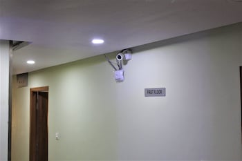 olivia inn and suites