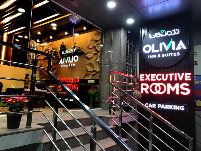 olivia inn and suites