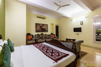 Hotel Sanand Heritage Mount Abu,Mount Abu>>Abu Road,3.5 star