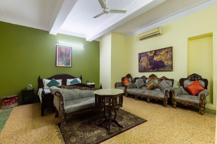 hotel sanand heritage mount abu