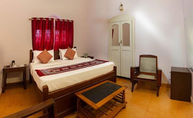 hotel sanand heritage mount abu