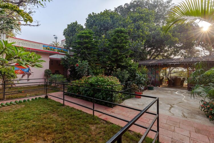 hotel sanand heritage mount abu