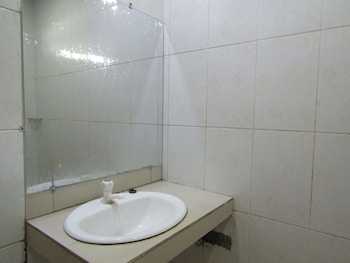 hotel kencana jaya