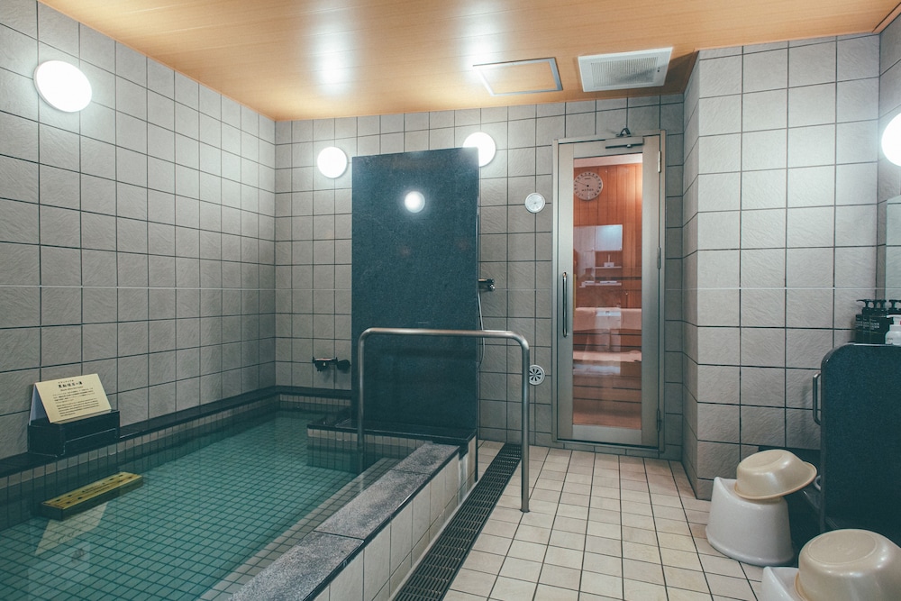 kuretake inn premium meieki minami