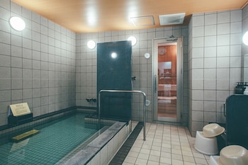 kuretake inn premium meieki minami