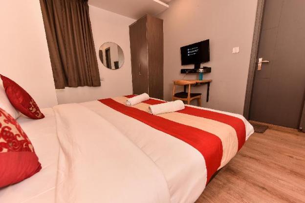 hotel blue saffron