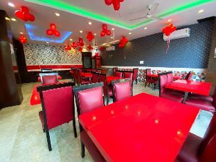 hotel orchid saffron