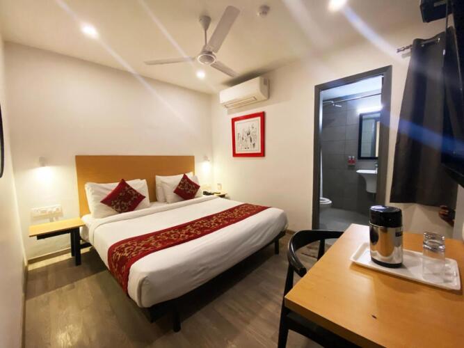hotel orchid saffron