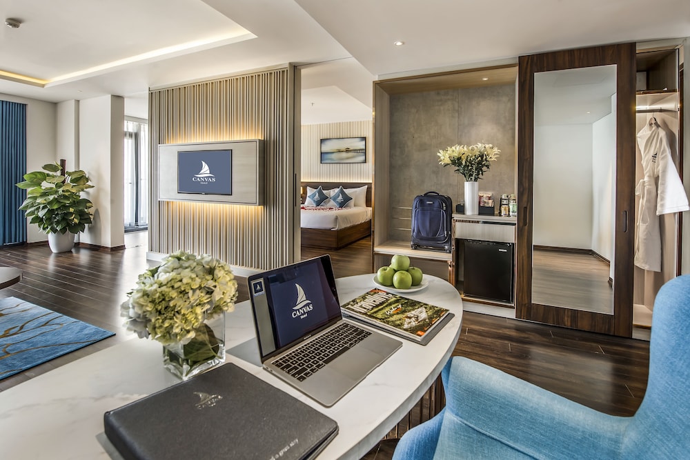 canvas danang beach hotel