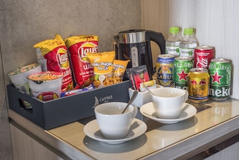 canvas danang beach hotel