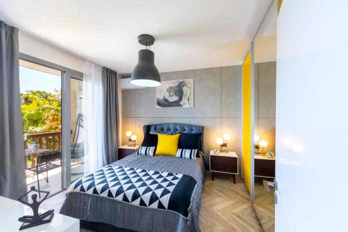 castle holiday apartments