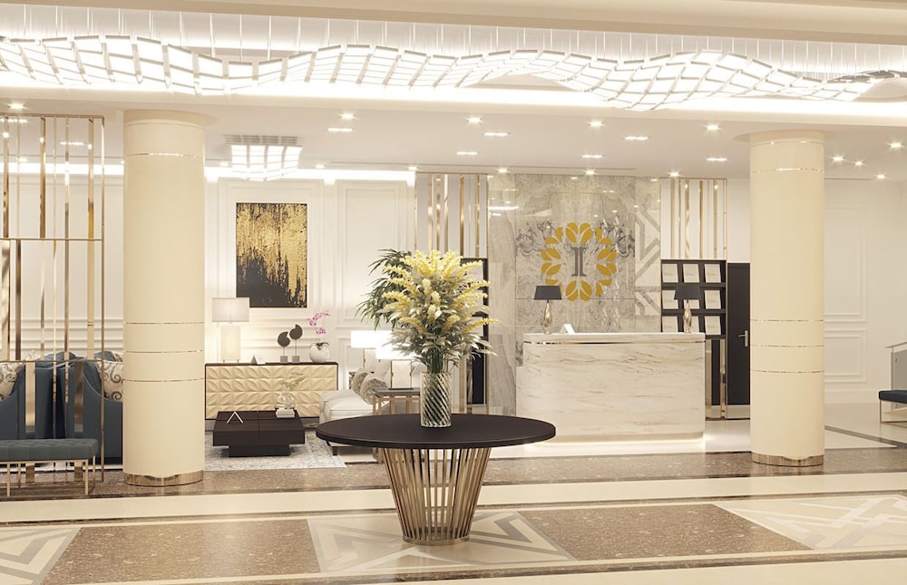 iris boutique granada