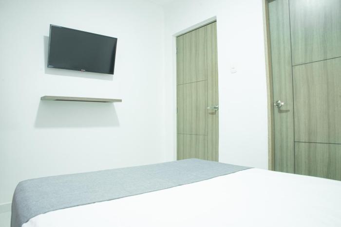 hotel ayenda house concepcion 1317