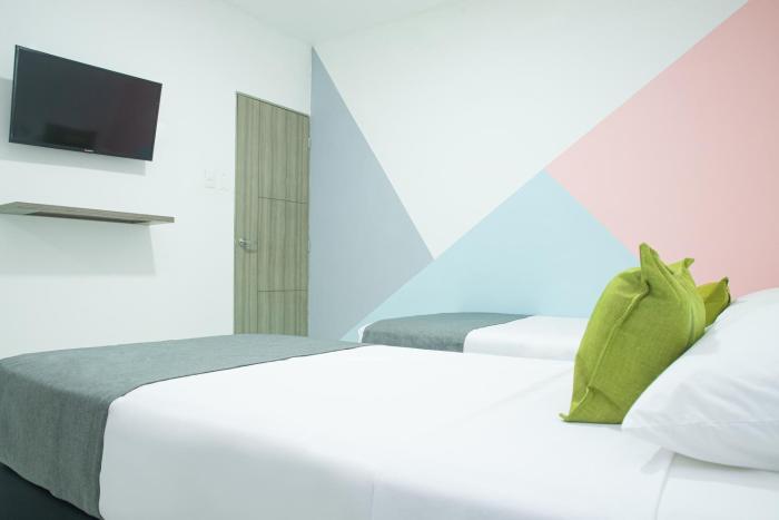 hotel ayenda house concepcion 1317