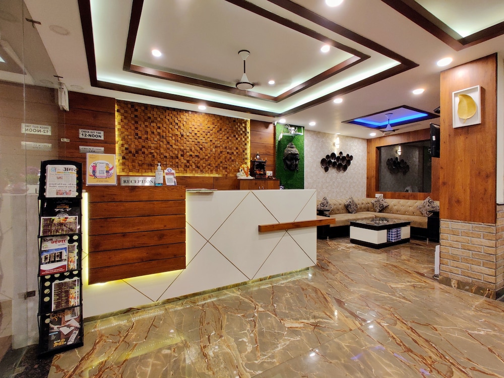 hotel divine residency