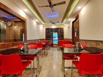 hotel divine residency