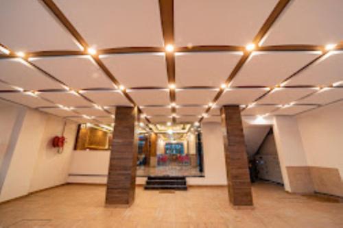 hotel divine residency