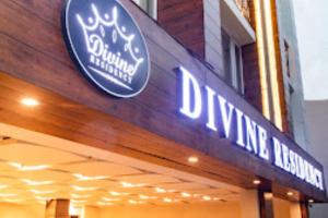 hotel divine residency