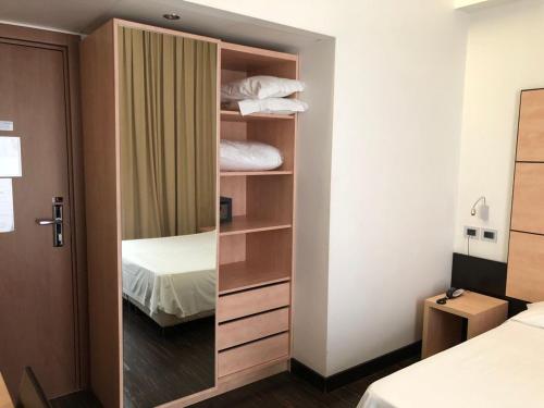 hotel cimarosa