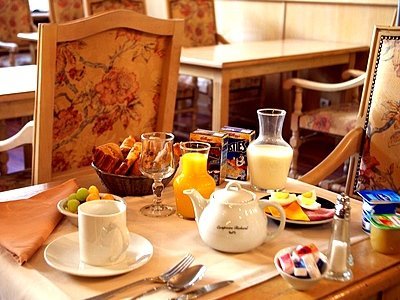 Le Mouton Blanc,Hauts-De-France>>Cambrai,3 star