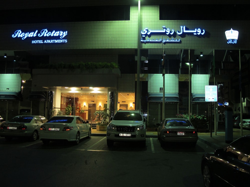 uptown hotel apartments abu dhabi by gewan