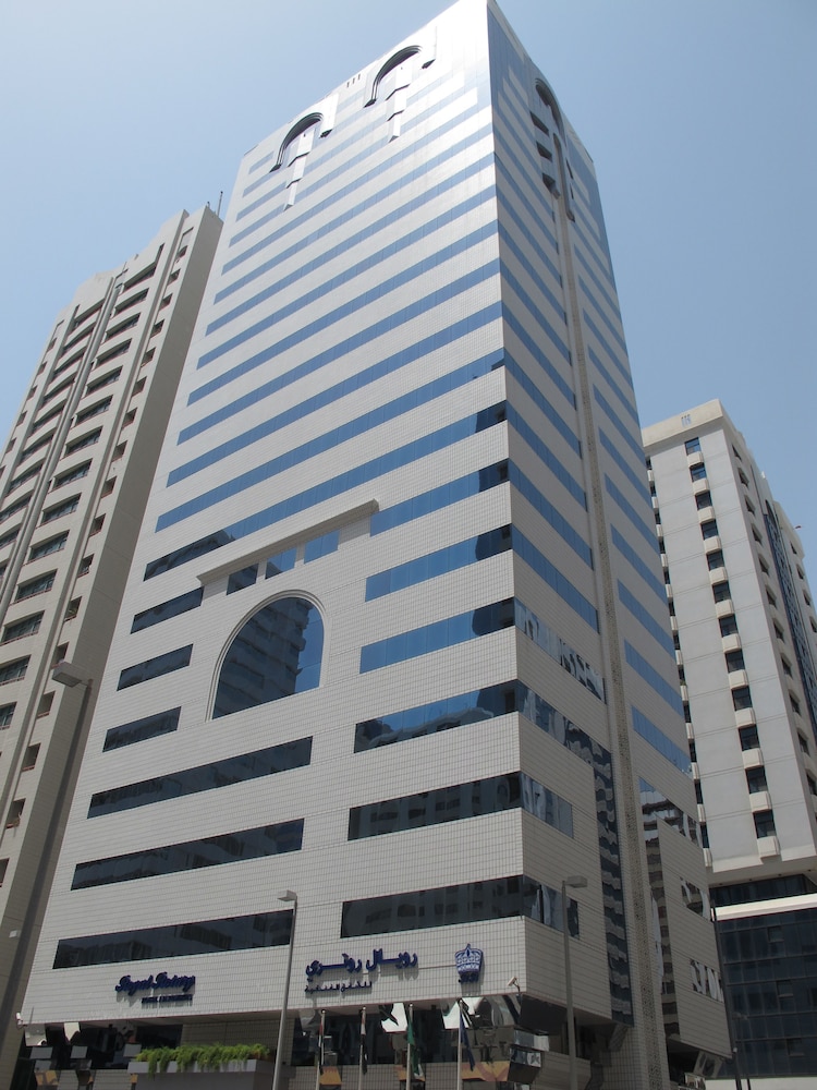 uptown hotel apartments abu dhabi by gewan
