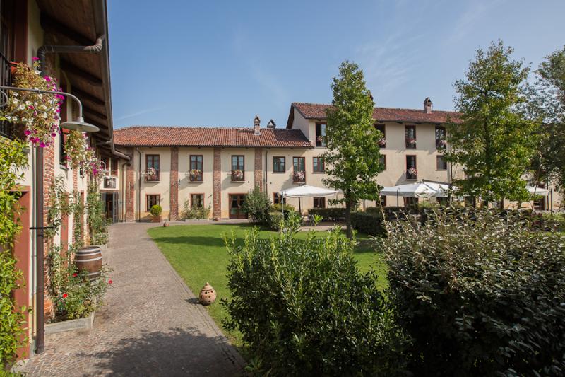 Romantic Hotel Furno,San Francesco Al Campo>>Metropolitan City Of Turin,4 star