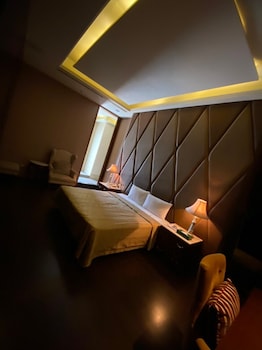 amani spa boutique motel